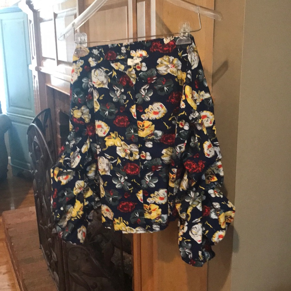 Umgee Off the shoulder navy fiesta top small